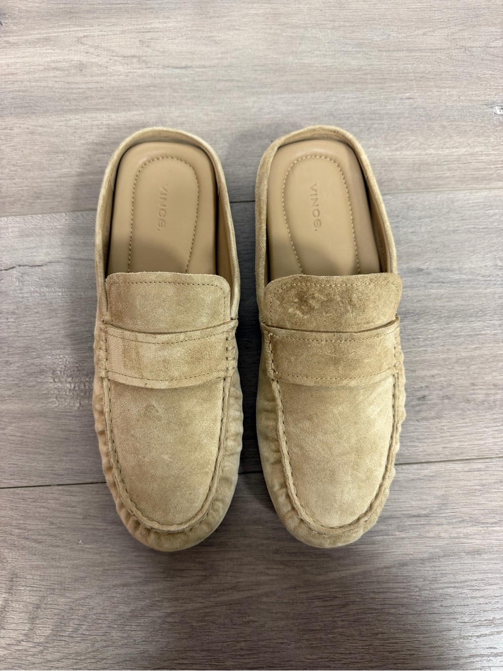 Brand new women’s Vince Berkley suede driver mules size 9 - Picture 4 of 9